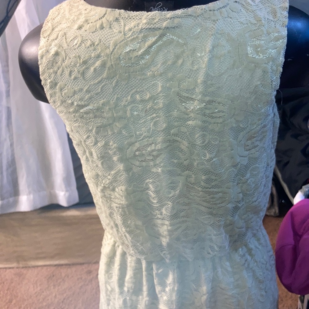 Dress - Picture 4 of 5